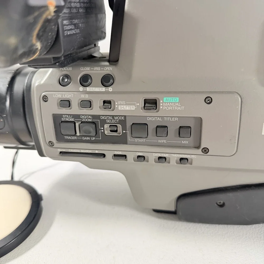 Panasonic AG-456UP PRO LINE S-VHS Reporter Movie Camcorder AS IS UNTESTED